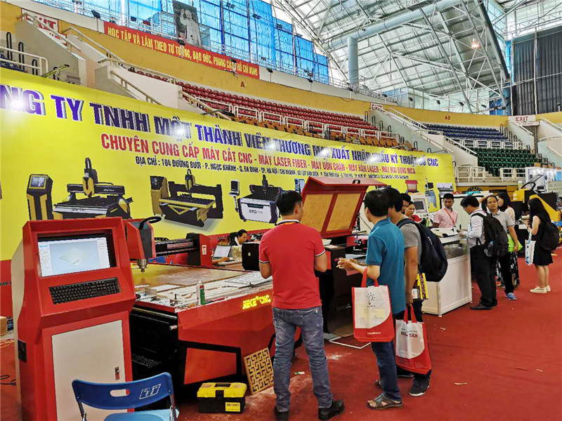 华体会电子数控参加2018年8月越南展会